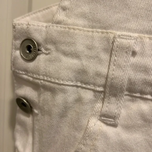 Wallflower White Short Overalls Size L - Picture 6 of 16